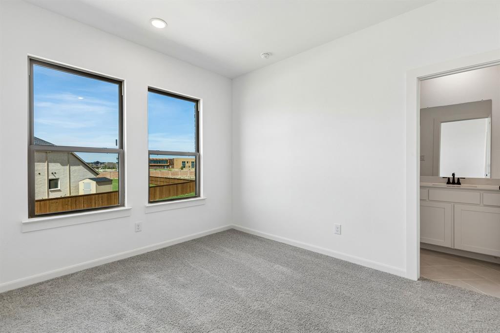 15852 Amber Street Frisco, TX 75033 - Photo 15 of 19 You'll find nicely sized secondary bedrooms in our Royale plan.
