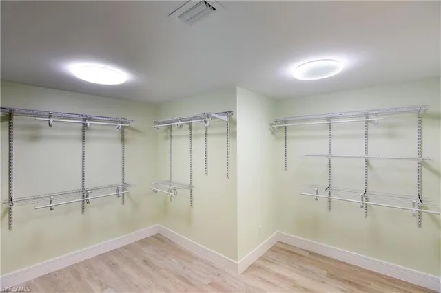 $14,000 | 2316 Gulf Shore Boulevard North, Unit 411, Naples, FL 34103