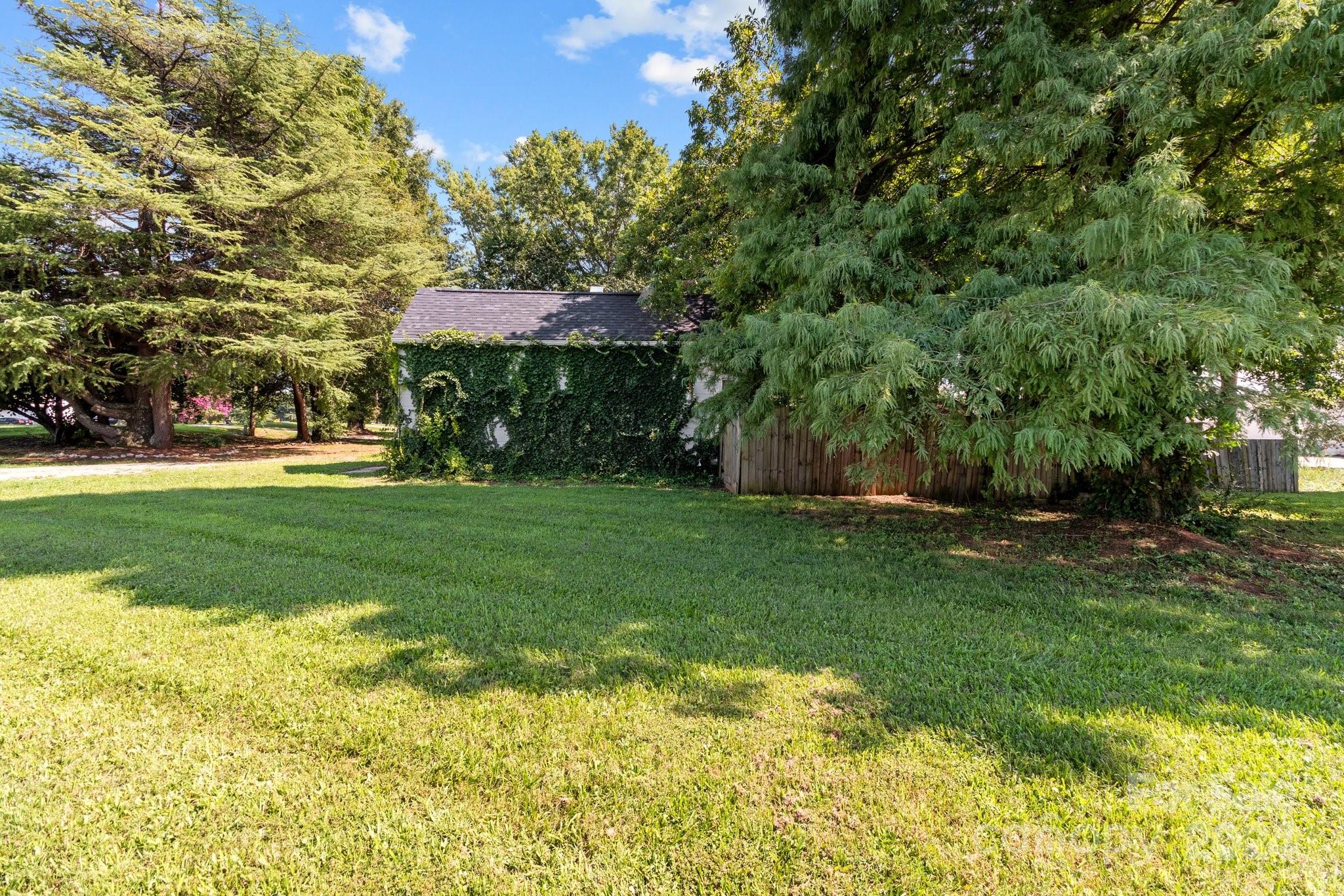 2037 Woodleaf Road Salisbury, NC 28147 - Photo 11 of 13 Gallery Image 11