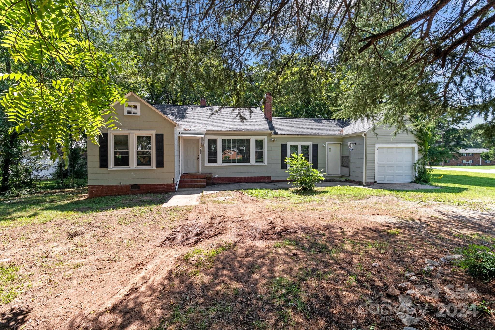 2037 Woodleaf Road Salisbury, NC 28147 - Photo 2 of 13 Gallery Image 2