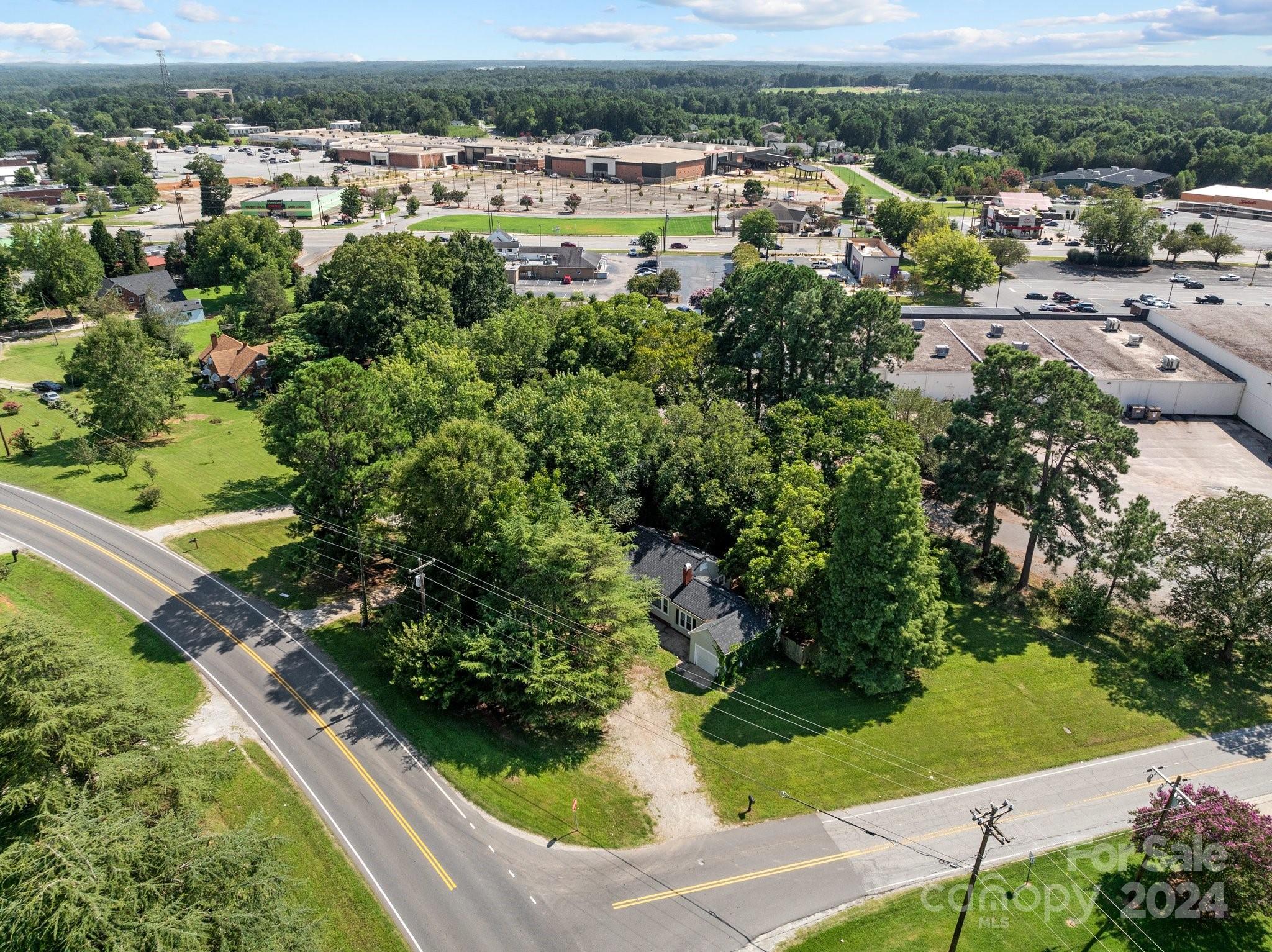 2037 Woodleaf Road Salisbury, NC 28147 - Photo 4 of 13 Gallery Image 4