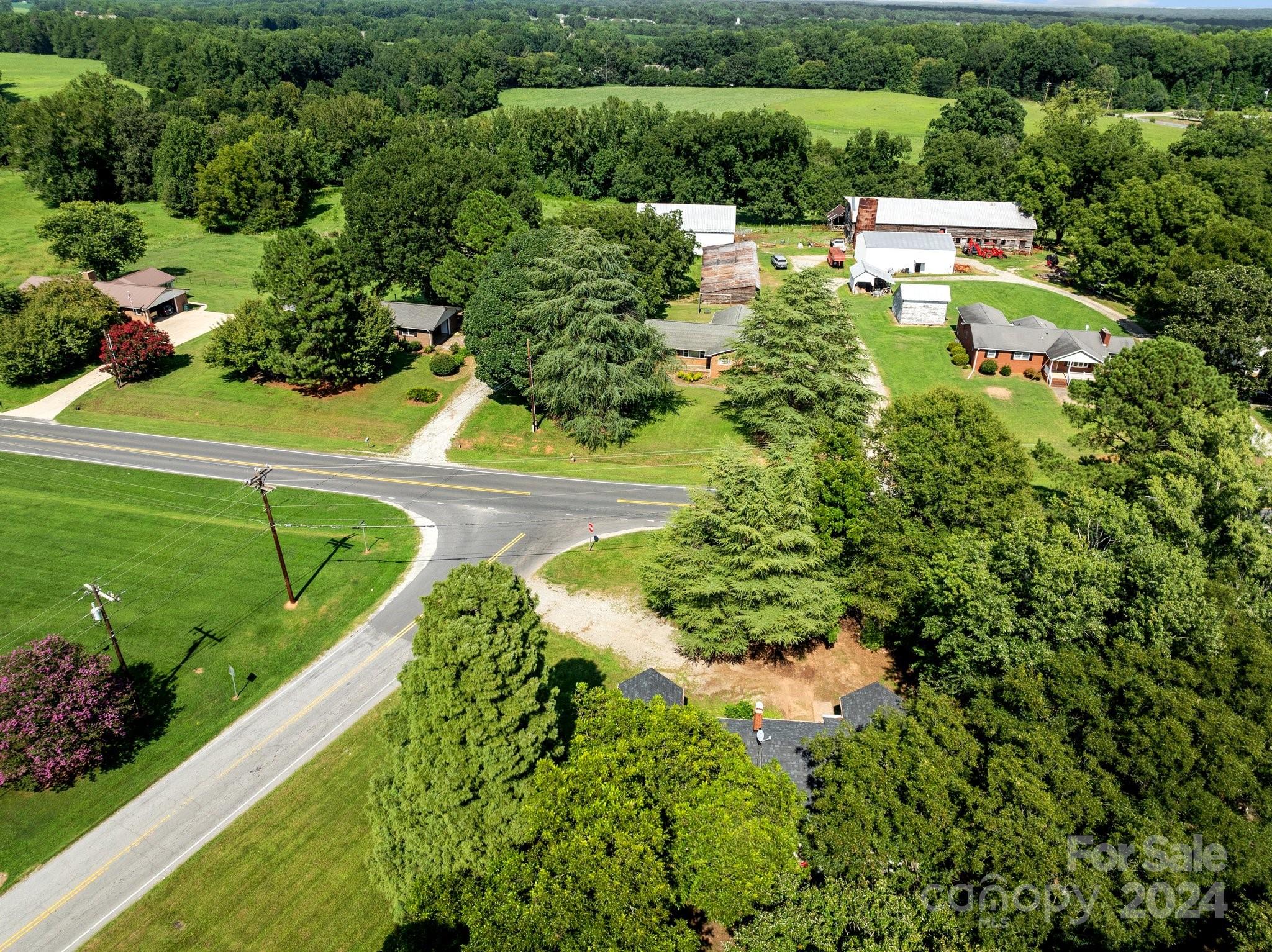 2037 Woodleaf Road Salisbury, NC 28147 - Photo 8 of 13 Gallery Image 8
