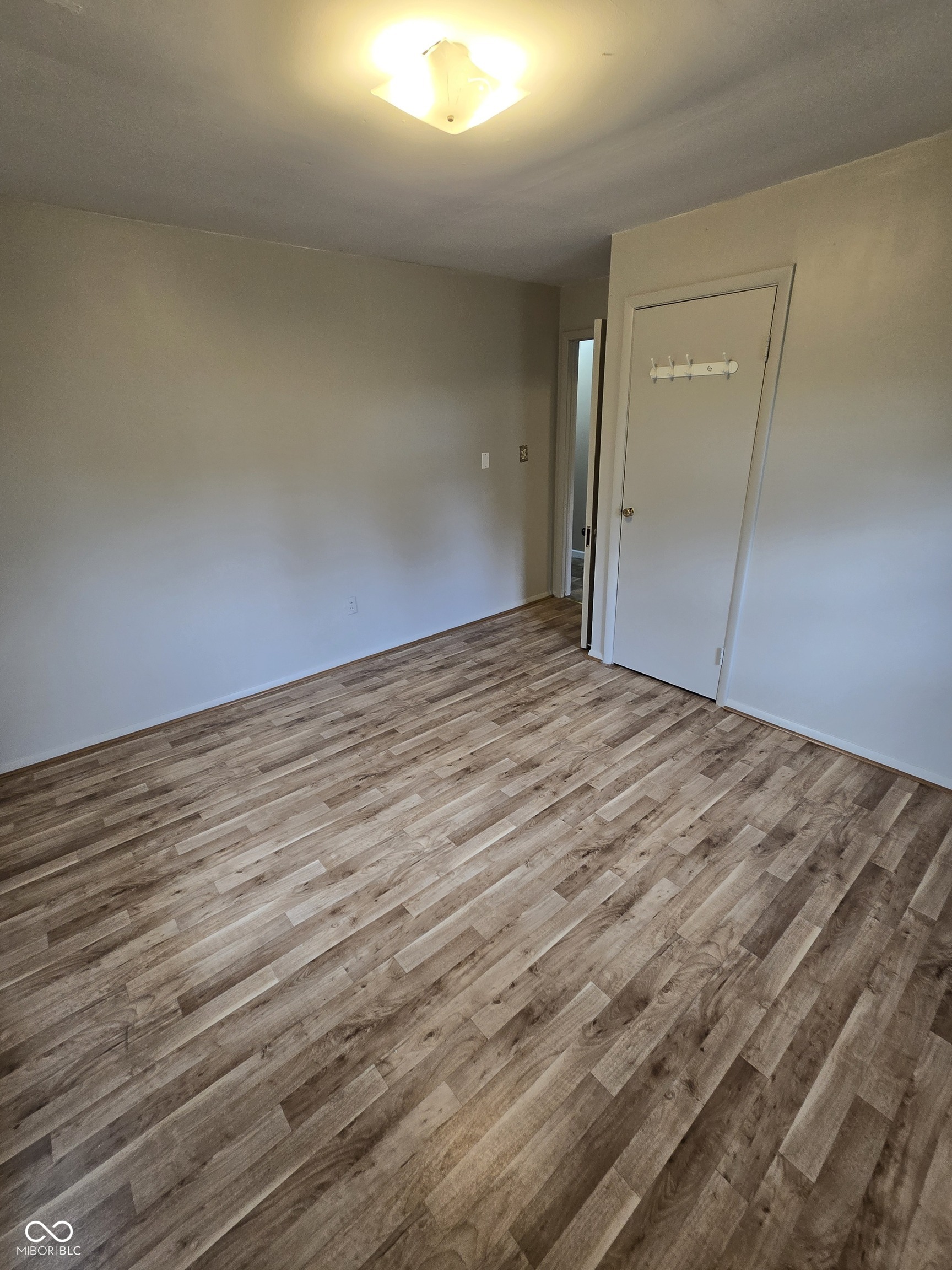 1403 Madison Road Elwood, IN 46036 - Photo 13 of 16