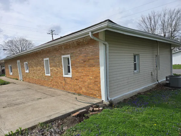 $180,000 | 1403 Madison Road, Elwood, IN 46036