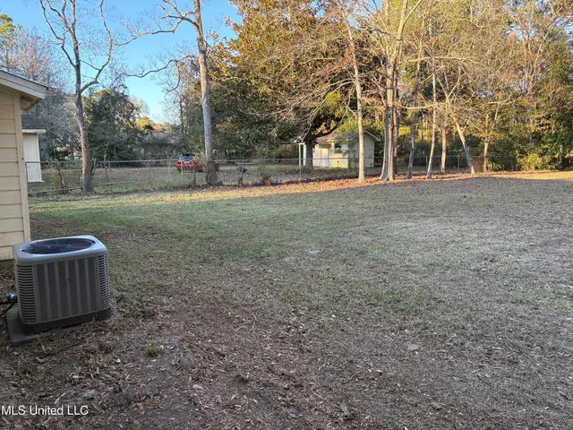 $1,450 | 2412 Oxford Drive, Gautier, MS 39553