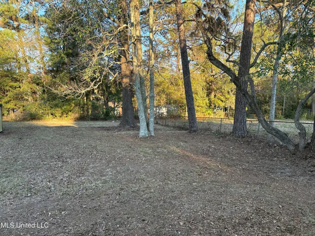 $1,450 | 2412 Oxford Drive, Gautier, MS 39553