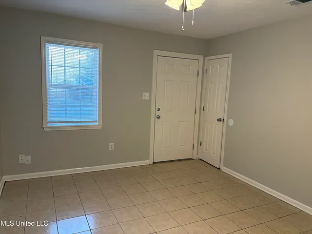 $1,450 | 2412 Oxford Drive, Gautier, MS 39553