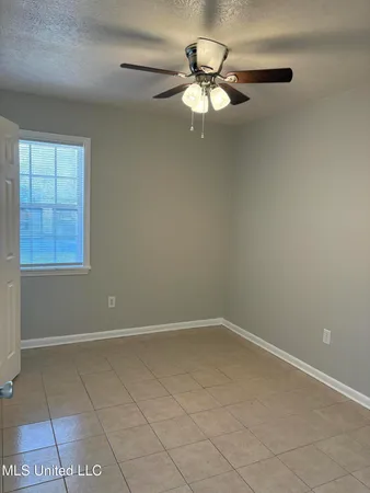 $1,450 | 2412 Oxford Drive, Gautier, MS 39553