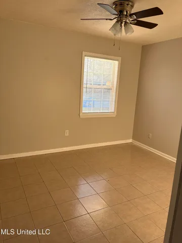 $1,450 | 2412 Oxford Drive, Gautier, MS 39553