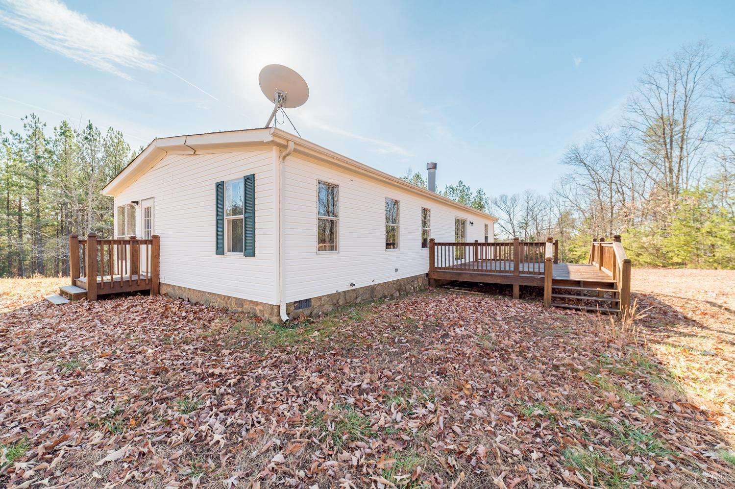 288 Chapel Grove Road Evington, VA 24550 - Photo 16 of 43 Gallery Image 16