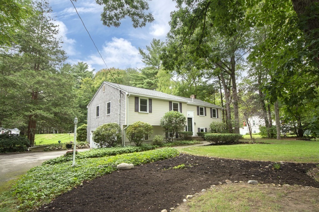 29 Hemlock Drive Norwell, MA 02061 - Photo 2 of 31