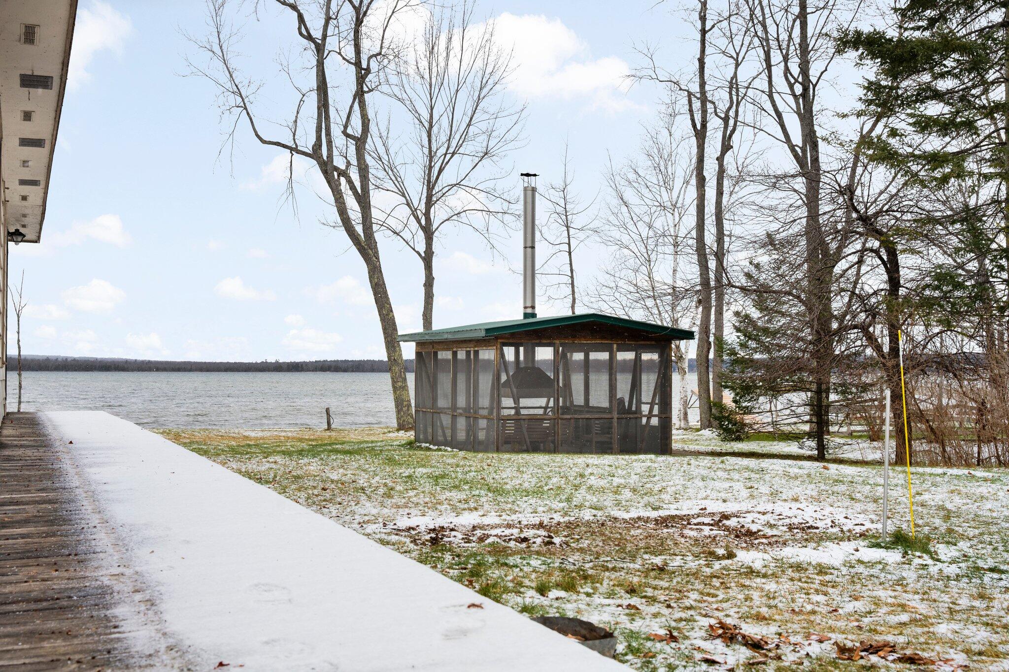 11340 Kings Point Road Alanson, MI 49706 - Photo 54 of 72 Gallery Image 54