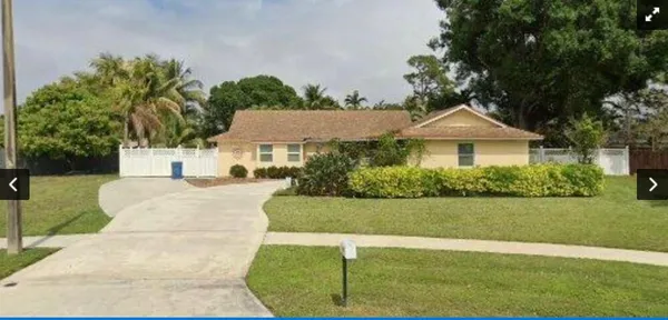 $3,300 | 107 Gibraltar Street, Royal Palm Beach, FL 33411