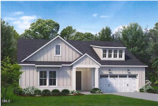 a view of a yard in front of house