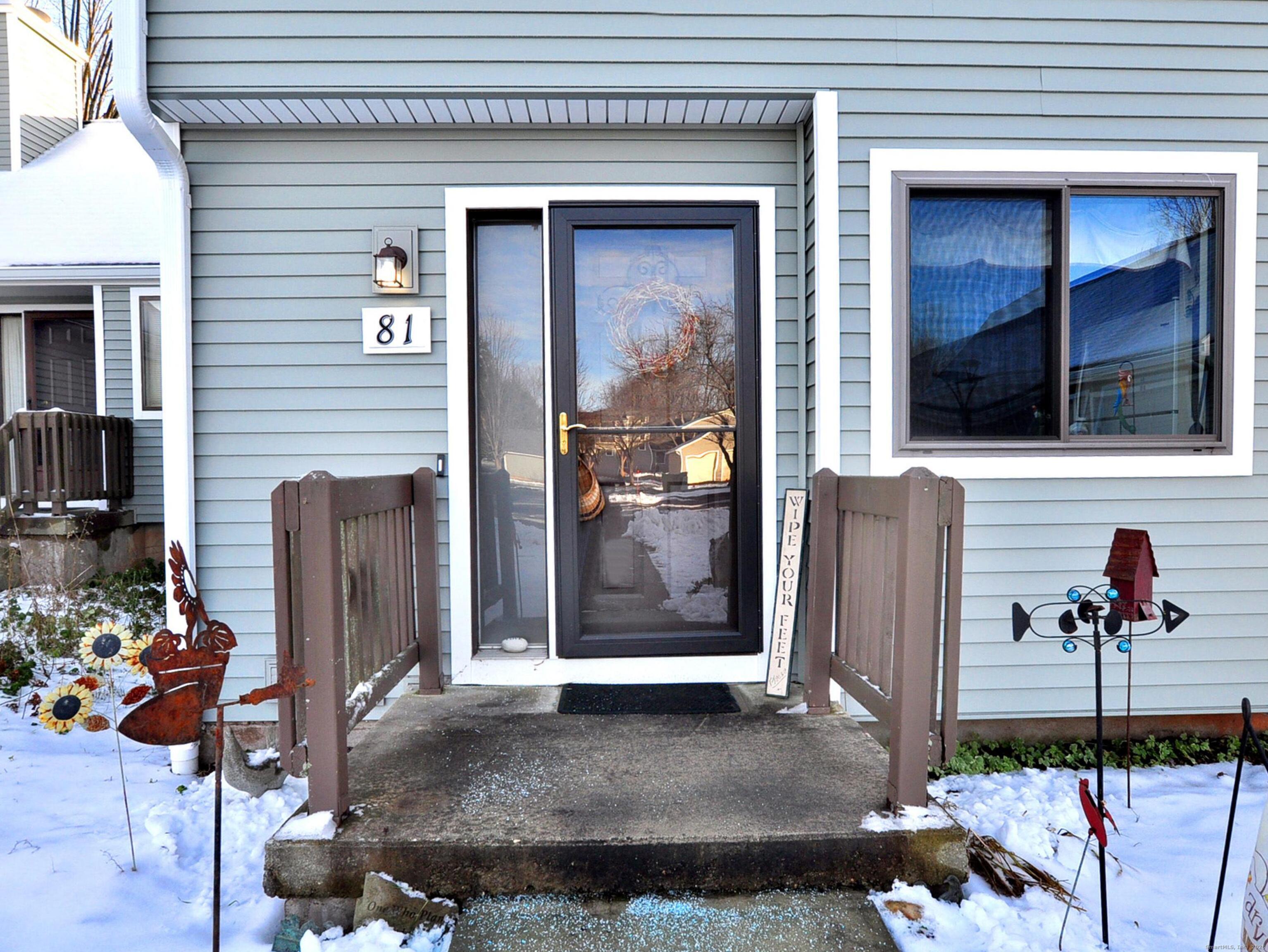 81 Silo Way, Unit 81 Bloomfield, CT 06002 - Photo 4 of 37 a view of a entryway door front of house