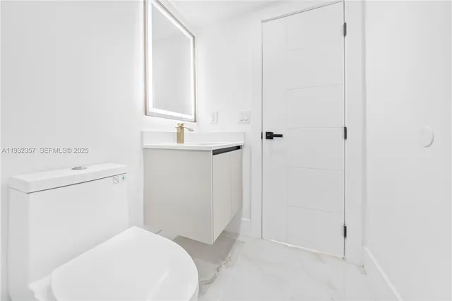 $950,000 | 4140 Southwest 108th Avenue, Miami, FL 33165