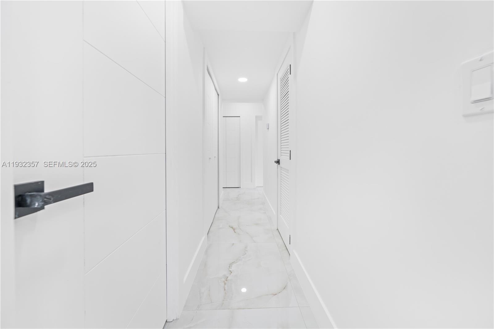 4140 Southwest 108th Avenue Miami, FL 33165 - Photo 29 of 51 a view of a hallway