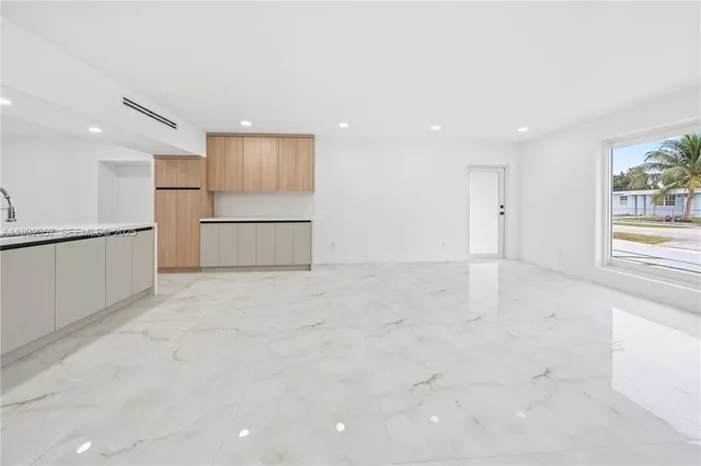 $950,000 | 4140 Southwest 108th Avenue, Miami, FL 33165