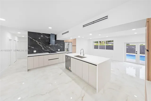 $950,000 | 4140 Southwest 108th Avenue, Miami, FL 33165