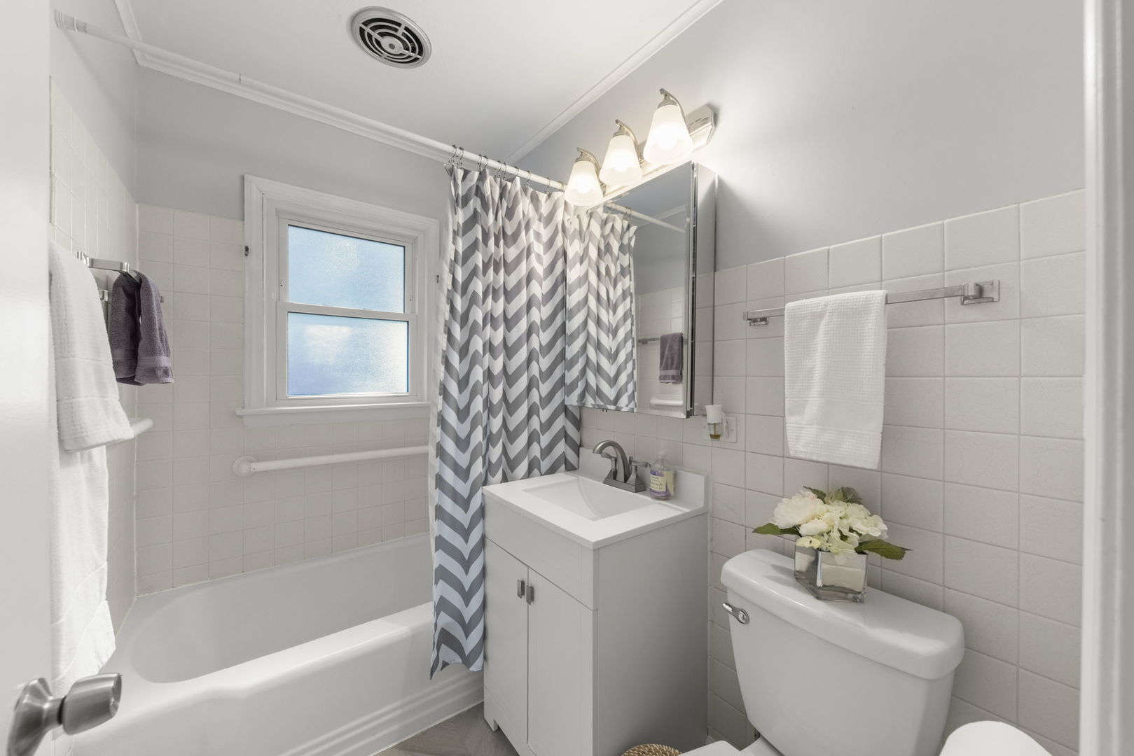 4341 Madison Avenue Brookfield, IL 60513 - Photo 13 of 29