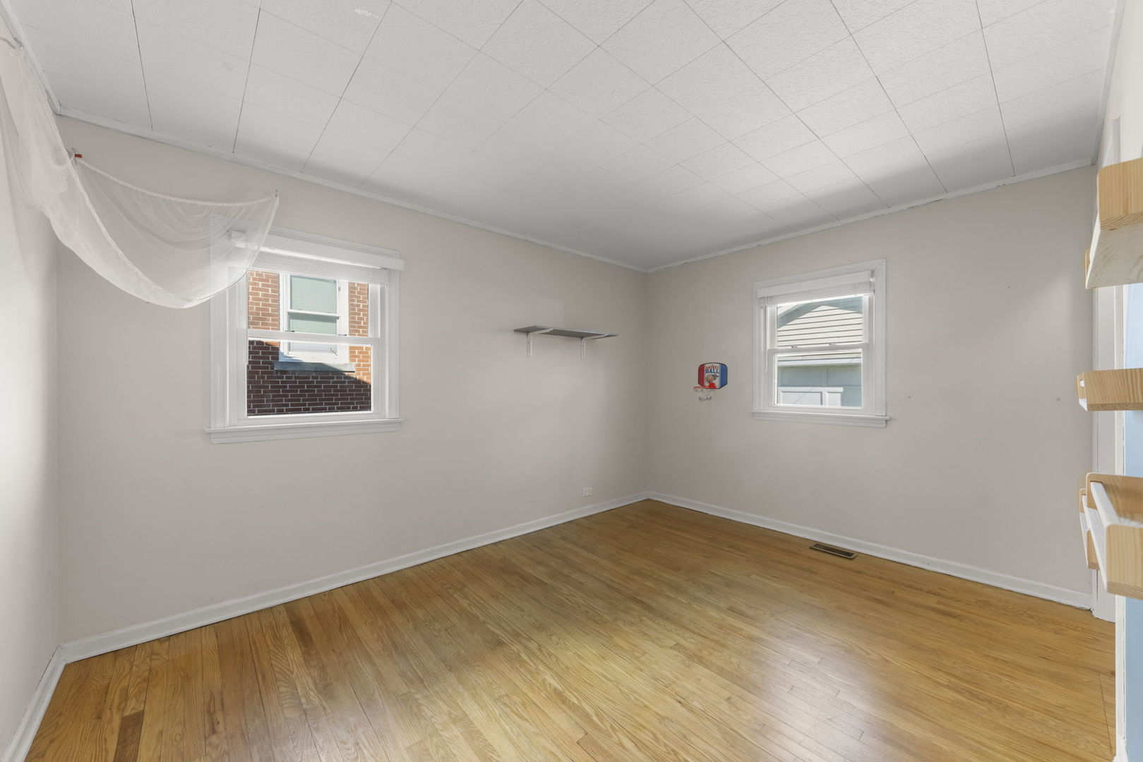 4341 Madison Avenue Brookfield, IL 60513 - Photo 14 of 29