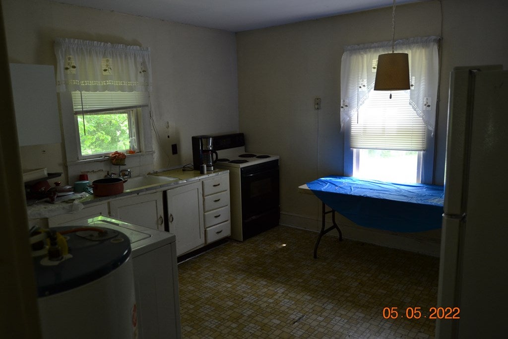 2744 Overton Road Victoria, VA 23974 - Photo 8 of 18 Gallery Image 8