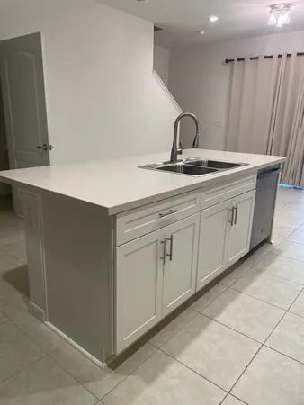 $2,000 | 8443 Canyon Creek Trail, Parrish, FL 34219