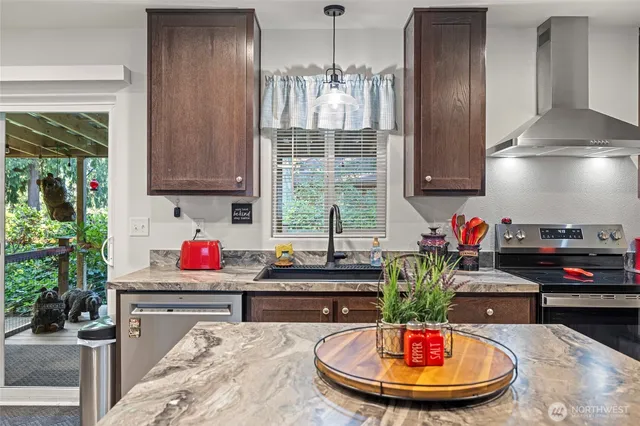 $494,500 | 769 Shangri-La Circle, Coupeville, WA 98239