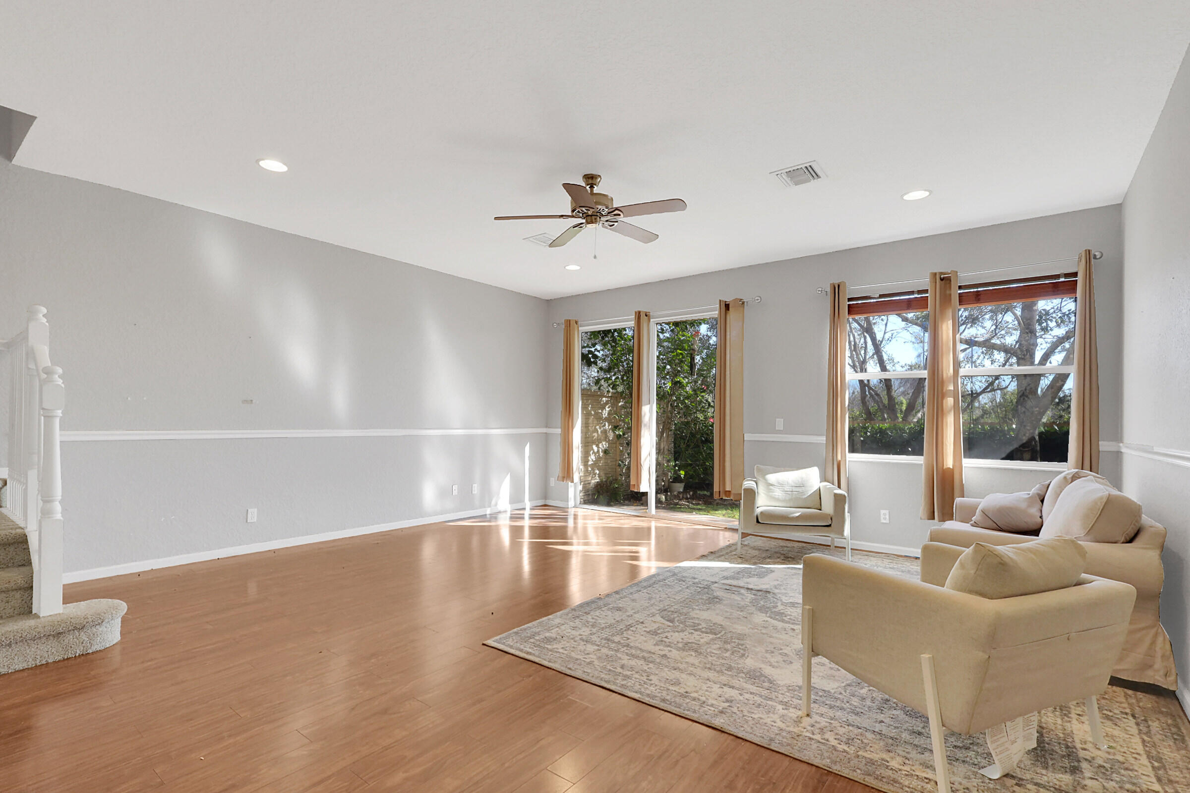 412 Southeast Bloxham Way Stuart, FL 34997 - Photo 10 of 35 Living Room