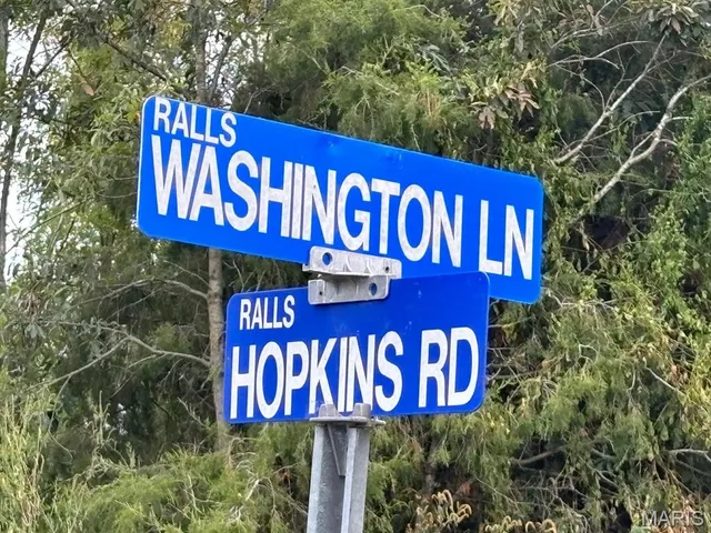 $69,900 | 17 Halyon Road, Perry, MO 63462