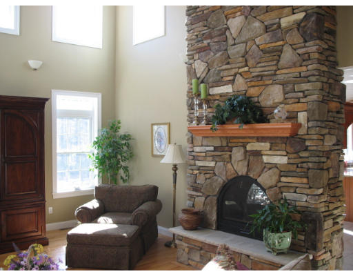 10 Gardner Road Norton, MA 02766 - Photo 9 of 28 Gallery Image 9