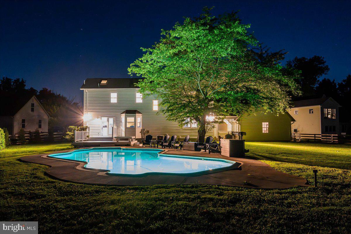 11057 Bishopsgate Court Reston, VA 20194 - Photo 51 of 72 Great evening relaxation by the Pool