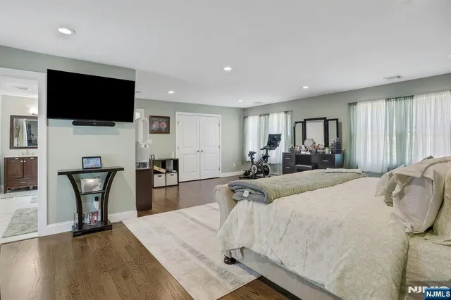 $1,484,999 | 215 White Avenue, Old Tappan, NJ 07675