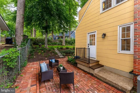 $650,000 | 3315 Ferndale Street, Kensington, MD 20895