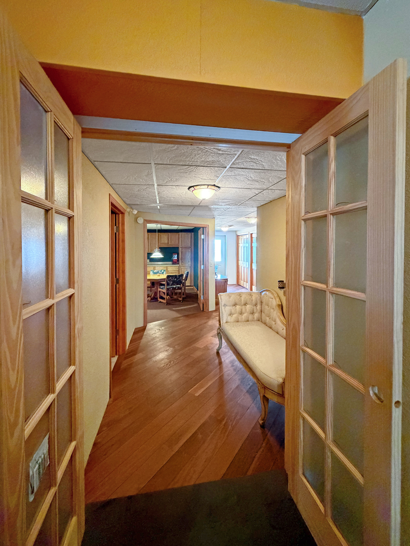 222 West Exchange Street Freeport, IL 61032 - Photo 17 of 46 a view of living room
