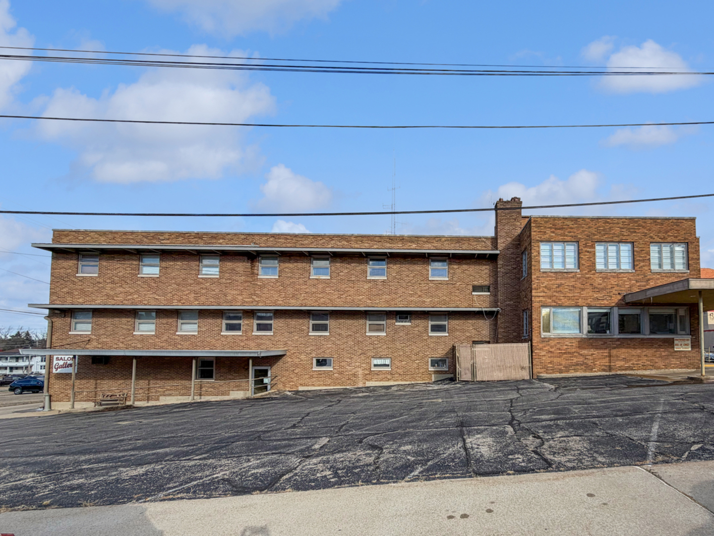 222 West Exchange Street Freeport, IL 61032 - Photo 2 of 46 a view of an entrance of the house
