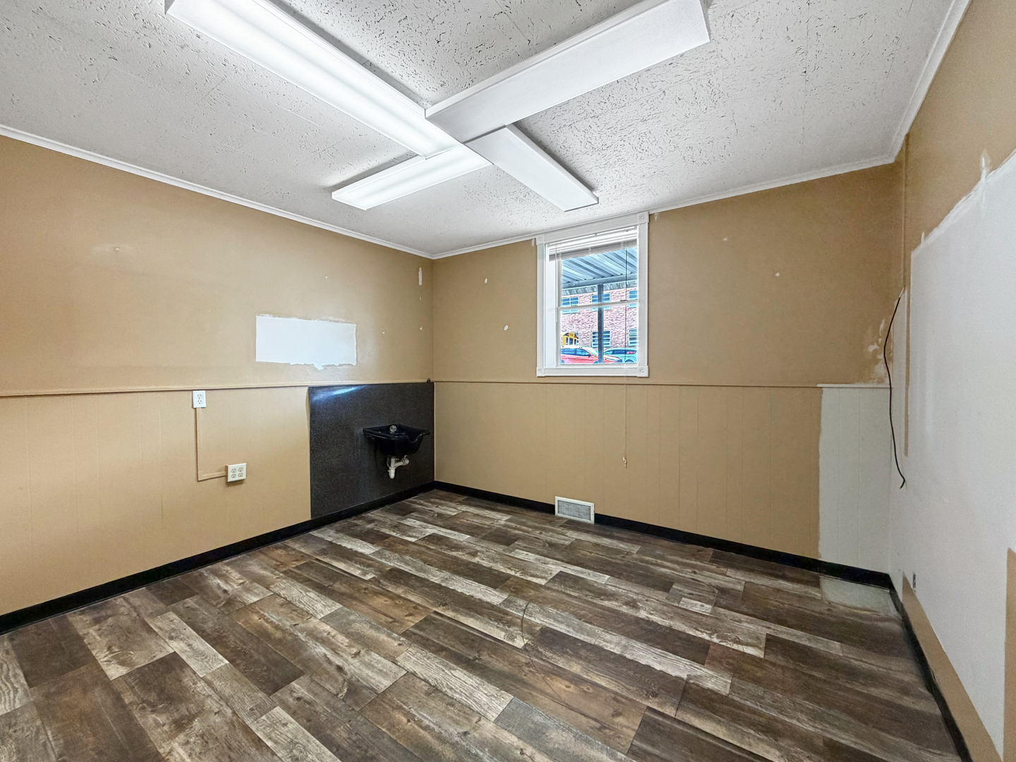 222 West Exchange Street Freeport, IL 61032 - Photo 45 of 46 a view of an empty room