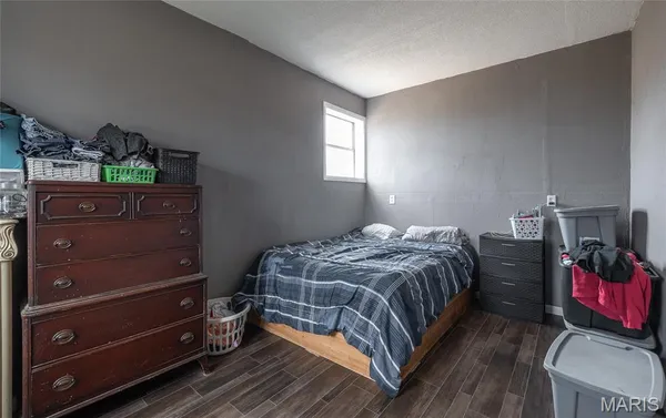 $300,000 | 12855 Chicago Road, Dixon, MO 65459