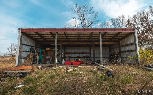 $300,000 | 12855 Chicago Road, Dixon, MO 65459
