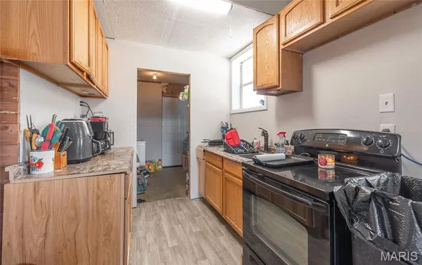 $300,000 | 12855 Chicago Road, Dixon, MO 65459