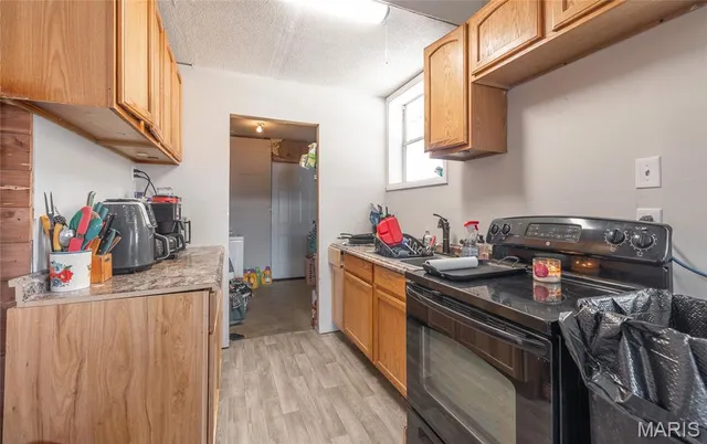 $300,000 | 12855 Chicago Road, Dixon, MO 65459