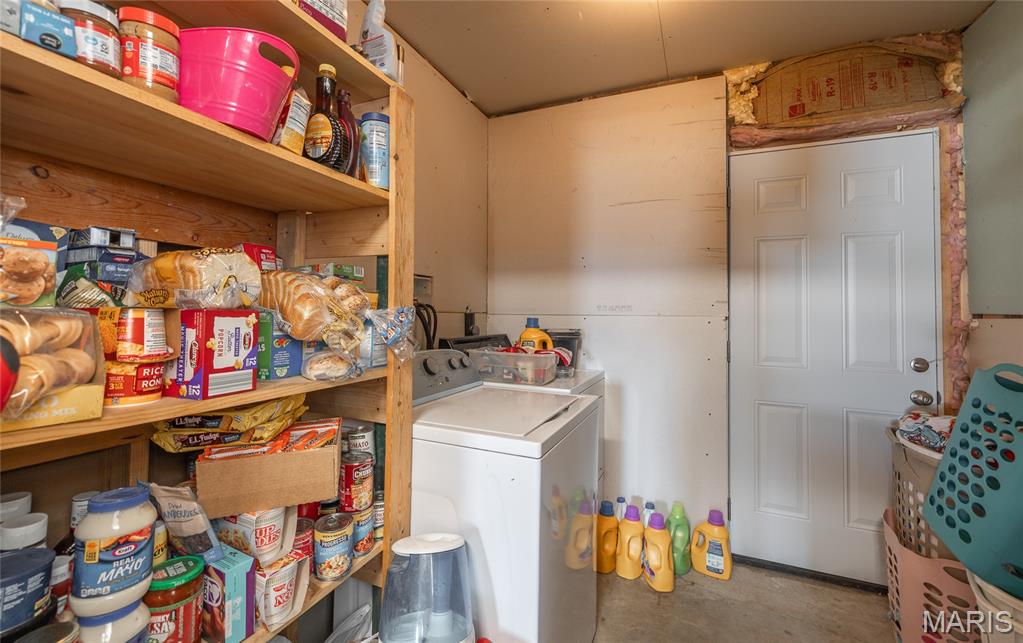 12855 Chicago Road Dixon, MO 65459 - Photo 8 of 30