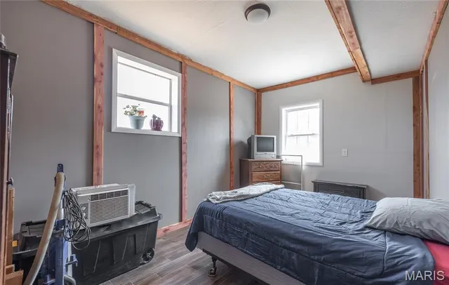 $300,000 | 12855 Chicago Road, Dixon, MO 65459