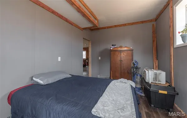 $300,000 | 12855 Chicago Road, Dixon, MO 65459