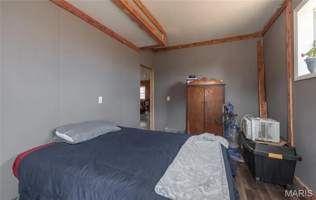 $300,000 | 12855 Chicago Road, Dixon, MO 65459