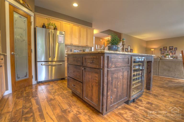 685 Northwest Powell Butte Loop Bend, OR 97703 - Photo 6 of 25 Additional Photo