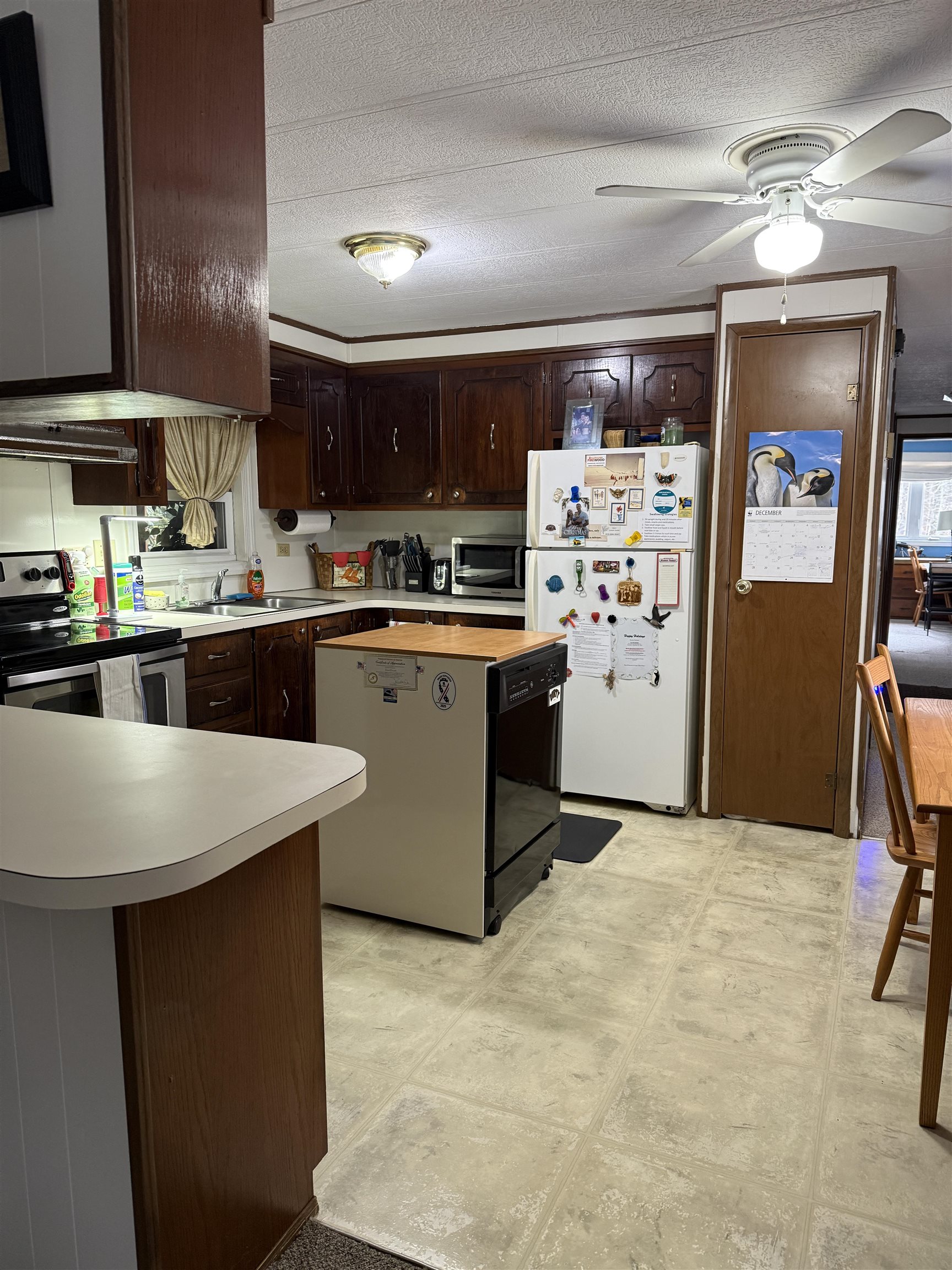 1013 Camelot Drive Exeter, NH 03833 - Photo 6 of 29