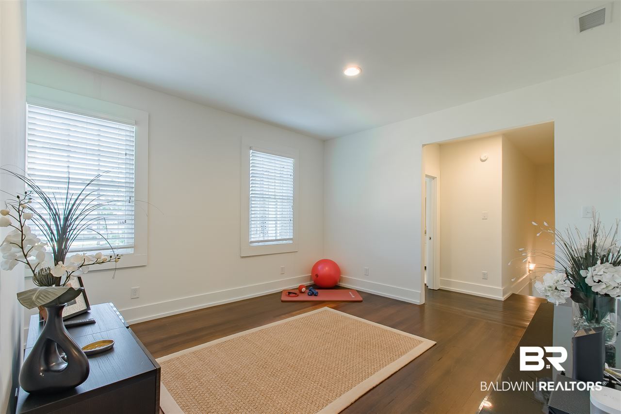 1857 Old Shell Road Mobile, AL 36607 - Photo 28 of 39