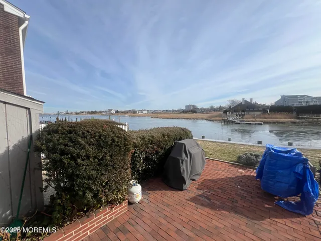 $3,800 | 25 Meadow Avenue, Unit 72, Monmouth Beach, NJ 07750