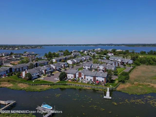 $3,800 | 25 Meadow Avenue, Unit 72, Monmouth Beach, NJ 07750